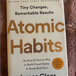 Atomic Habits by James Clear - White and Gold Hardcover